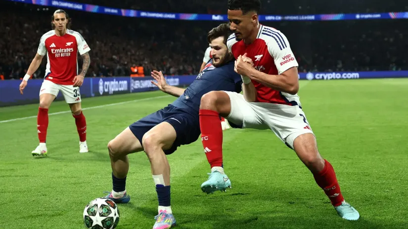 Hviča Kvarackelija (PSŽ) i Vilijam Saliba (Arsenal)
